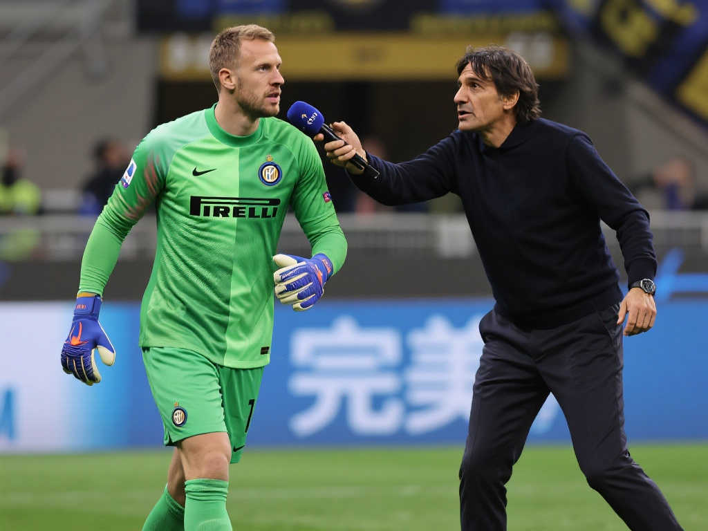 一举吸引了 一举吸引了