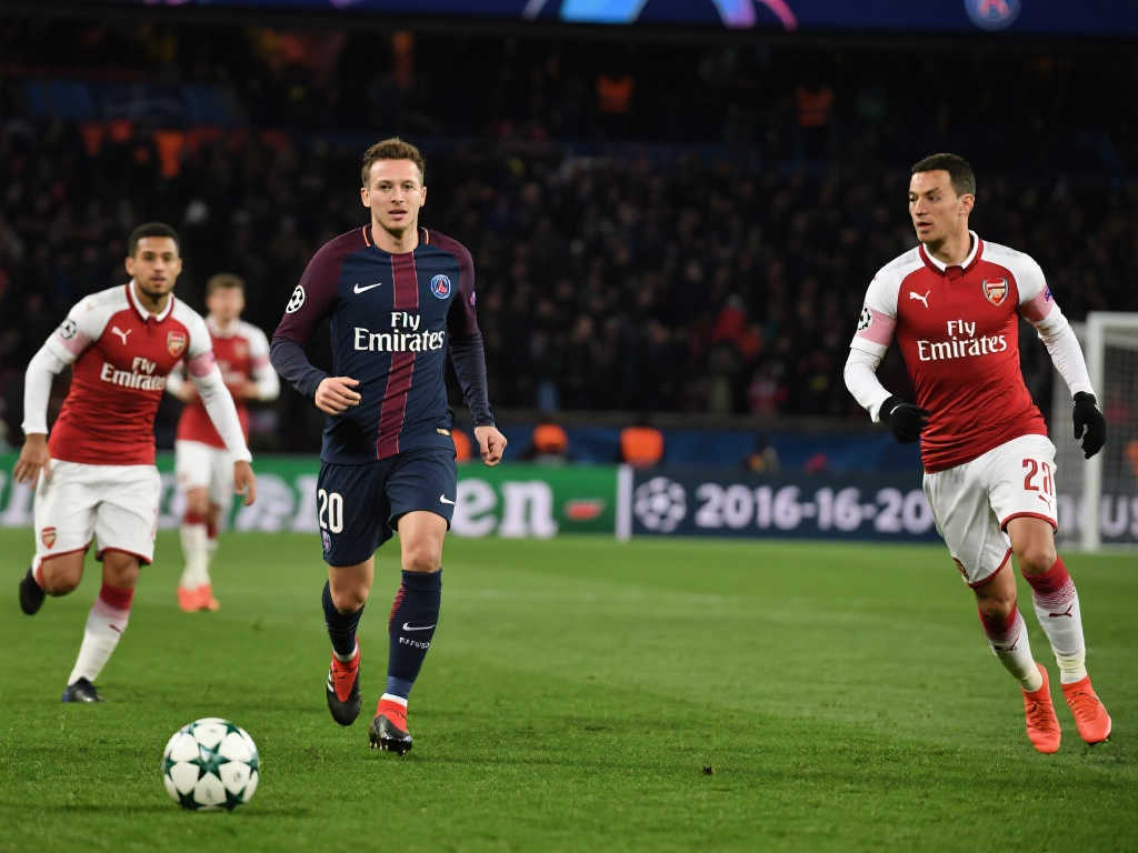 通过与C罗 通过与C罗